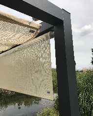 Store enrouleur vertical 1,98 x 2,4m Store enrouleur vertical 1,98 x 2,4m