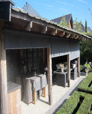 Store enrouleur vertical 1,98 x 2,4m Store enrouleur vertical 1,98 x 2,4m